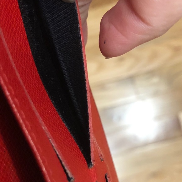 Red Epi Wallet - Picture 13 of 13
